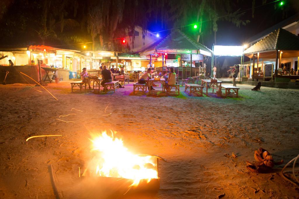 Siraya Beachfront Resort Ko Pha Ngan Extérieur photo