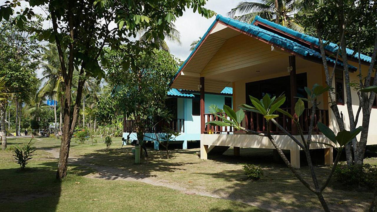 Siraya Beachfront Resort Ko Pha Ngan Extérieur photo